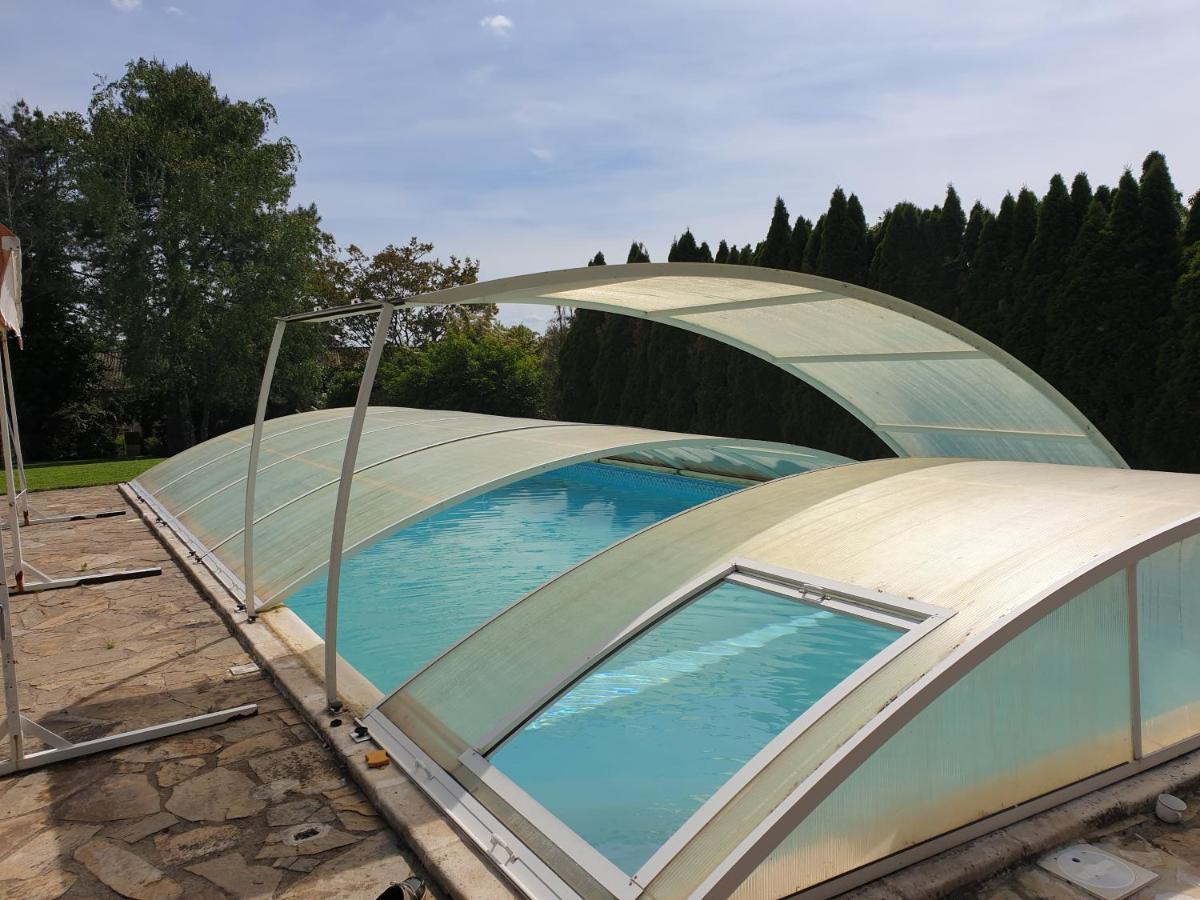 Saint-Martin-de-Fressengeas Le Fuchier B&B 외부 사진