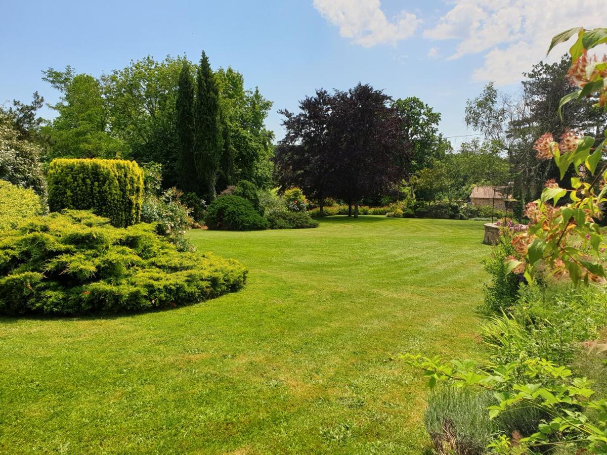 Saint-Martin-de-Fressengeas Le Fuchier B&B 외부 사진