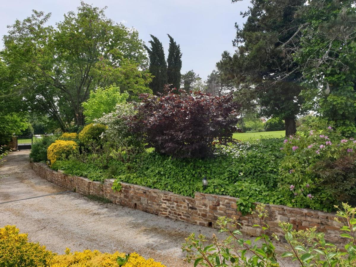 Saint-Martin-de-Fressengeas Le Fuchier B&B 외부 사진